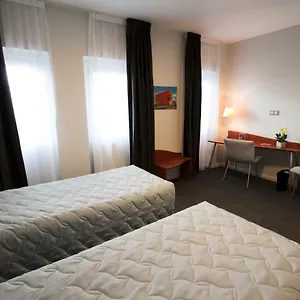 Centre Jean Bosco ***** Lione