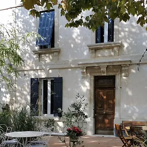 https://maison-d-alys-entre-luberon-et-alpilles.aixenprovencehotels.org